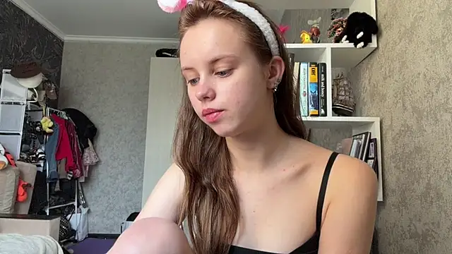 Snapshot of Mollybeans chatting on July 2026 12:51:01 PM Mollybeans online show from July 2026 12:51:01 PM