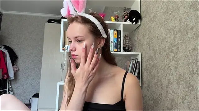 Snapshot of Mollybeans chatting on July 2026 11:02:01 AM Mollybeans online show from July 2026 11:02:01 AM
