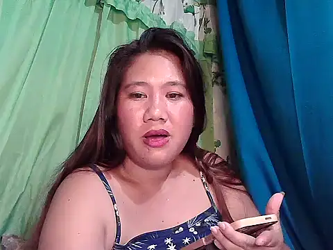 Snapshot of Islandbabe22 chatting on July 2026 02:02:01 PM Islandbabe22 online show from July 2026 02:02:01 PM