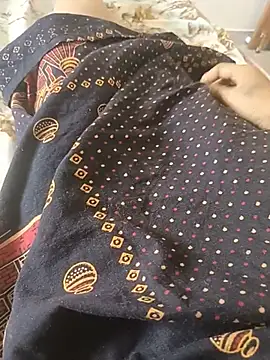 Tamilwifemeera786 online show from June 2026 04:32:02 AM