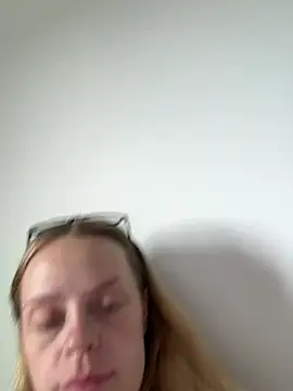 Kell1016- online show from July 2026 03:38:02 PM