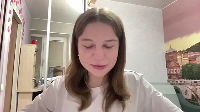 HwaTrippel online show from August 2026 05:11:02 PM