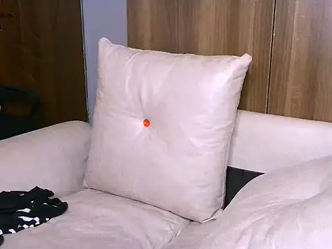 Bustycece online show from June 2026 01:58:02 PM