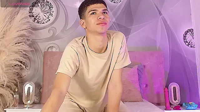 Dilan Femboy online show from August 2026 02:30:01 PM