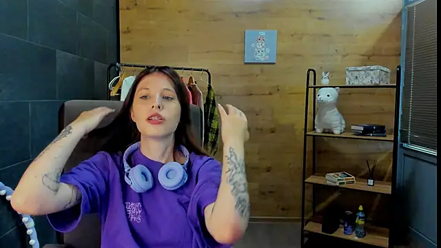 Snapshot of SusannFisher chatting on July 2026 09:04:01 AM SusannFisher online show from July 2026 09:04:01 AM
