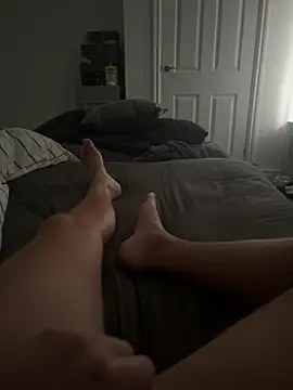 Snapshot of FeetMaster38 chatting on June 2026 06:27:02 AM FeetMaster38 online show from June 2026 06:27:02 AM