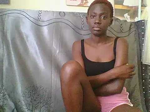 Snapshot of Tish_Leylah chatting on June 2026 09:58:02 AM Tish Leylah online show from June 2026 09:58:02 AM