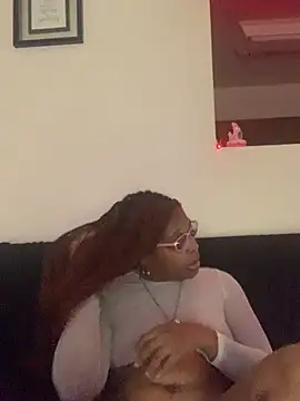 HypnotiqVibez online show from August 2026 04:25:01 AM