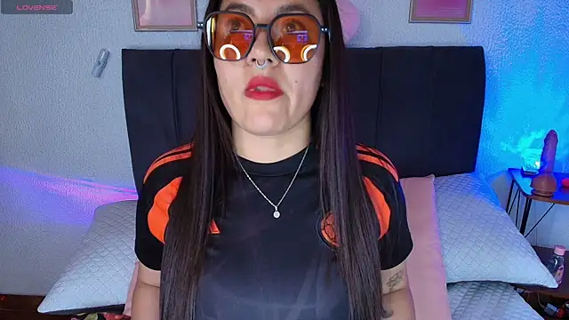 samm curvy online show from July 2026 08:26:02 PM