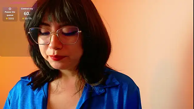Snapshot of Vesna10 chatting on August 2026 11:02:01 AM Vesna10 online show from August 2026 11:02:01 AM