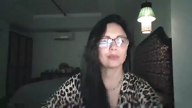 Snapshot of Velymina chatting on July 2026 01:37:01 PM Velymina online show from July 2026 01:37:01 PM