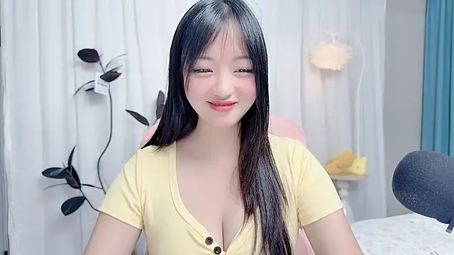 Winnie666999 online show from July 2026 12:48:02 PM