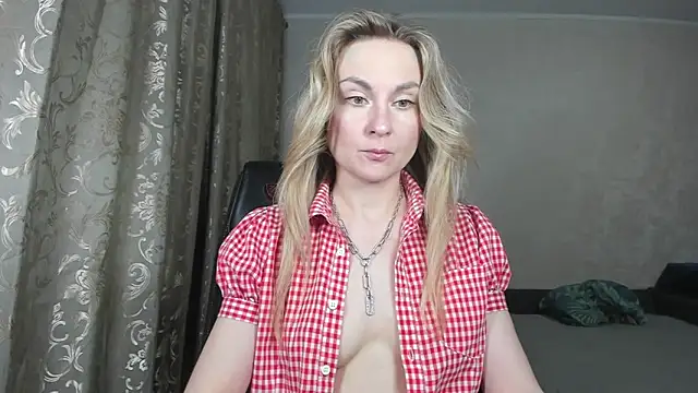 kelly copperfield online show from October 2025 03:35:02 PM