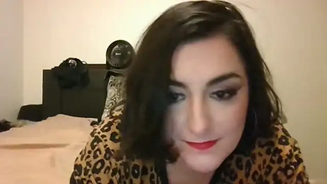 SuitedSummer57 online show from June 2026 09:25:01 PM