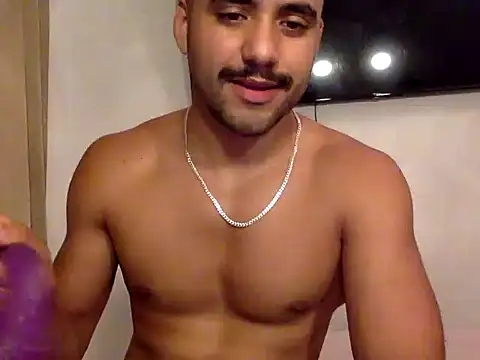 Hot latinboy96 online show from June 2026 04:26:01 AM