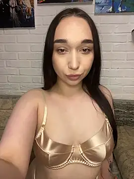 KaterinaWalker online show from June 2026 12:33:01 PM