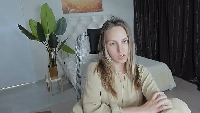 ErinWise online show from July 2026 02:24:01 PM