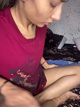 Snapshot of Romantic_couple69 chatting on July 2026 04:05:01 AM Romantic couple69 online show from July 2026 04:05:01 AM