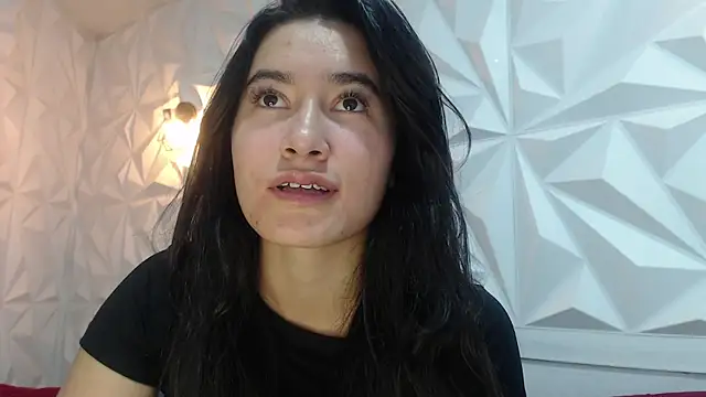 Snapshot of sara_hoffman_4 chatting on June 2026 02:16:02 PM sara hoffman 4 online show from June 2026 02:16:02 PM