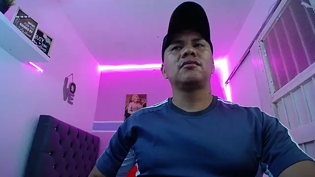 fuego moro online show from June 2026 06:56:01 PM