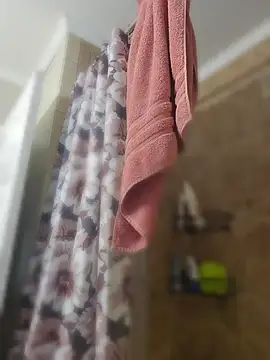 lil jiggly online show from July 2026 08:44:01 PM