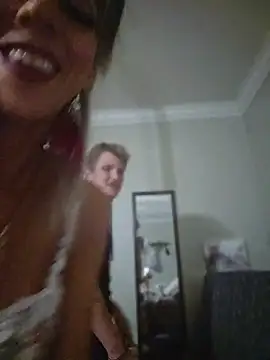 lil jiggly online show from August 2026 04:33:01 AM