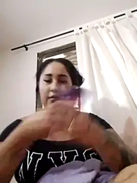 Valentina Tilly online show from July 2026 03:29:01 PM