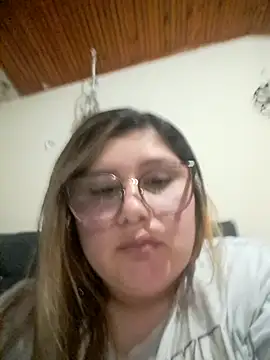 violettcelestt online show from June 2026 12:33:02 AM