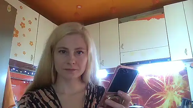 Vexieeka online show from June 2026 01:45:02 PM