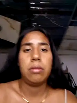 Snapshot of alice_xoxo_ chatting on July 2026 01:40:01 AM alice xoxo online show from July 2026 01:40:01 AM