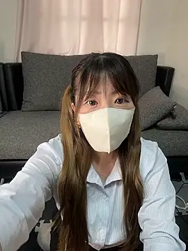 Snapshot of Sui_5 chatting on July 2026 02:03:02 AM Sui 5 online show from July 2026 02:03:02 AM