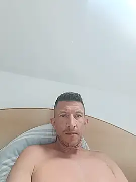 Candauliste1001 online show from June 2026 03:07:01 PM