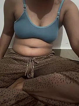 KHUSHISINGH  online show from June 2026 03:57:01 PM