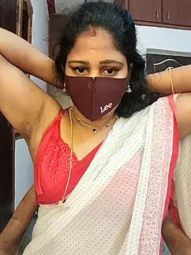 Snapshot of Siiddhika87 chatting on July 2026 11:56:01 PM Siiddhika87 online show from July 2026 11:56:01 PM