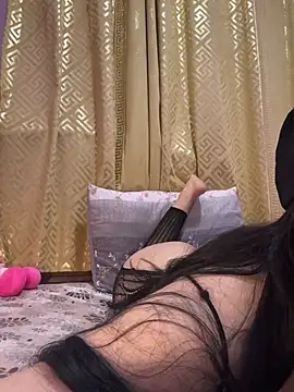 Quen rima sexy online show from July 2026 10:20:01 PM