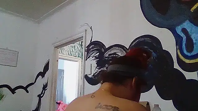 Snapshot of imisamoore69 chatting on November 2025 03:03:02 PM imisamoore69 online show from November 2025 03:03:02 PM