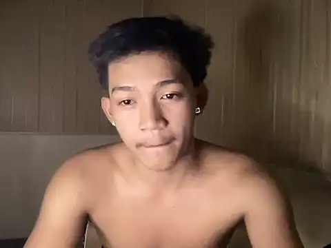 YourcumBoy77 online show from July 2026 03:30:01 PM