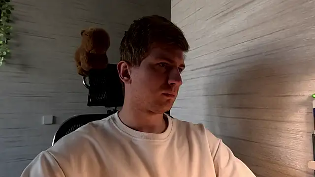 Snapshot of Einar_Nut chatting on July 2026 03:03:02 PM Einar Nut online show from July 2026 03:03:02 PM