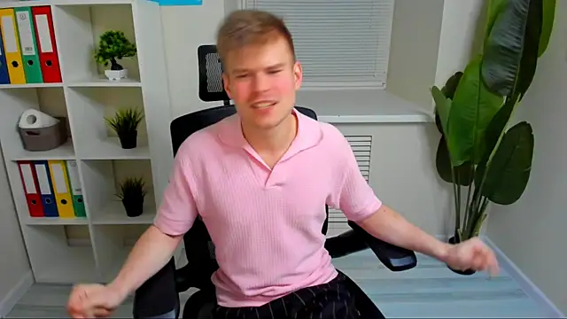 Walter Fry online show from July 2026 03:27:02 PM