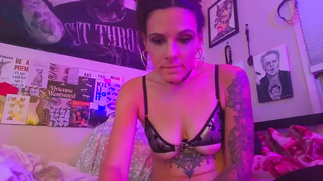 Snapshot of BabyxxSin chatting on July 2026 05:11:01 AM BabyxxSin online show from July 2026 05:11:01 AM