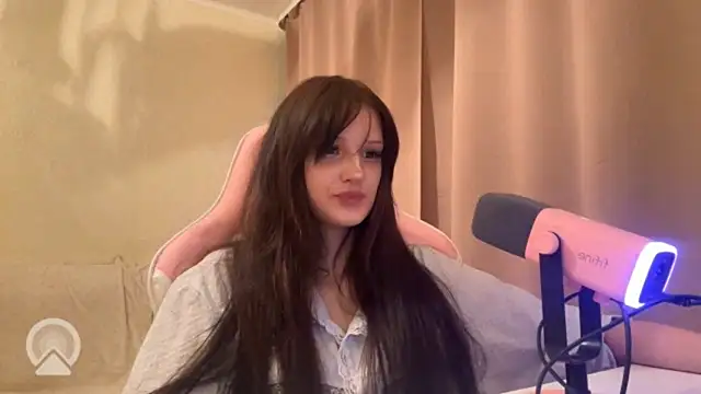 YunaVelour online show from July 2026 01:26:01 PM