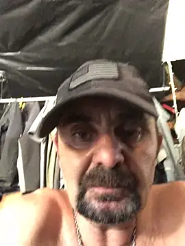 Topnotchxx77 online show from July 2026 05:40:01 PM