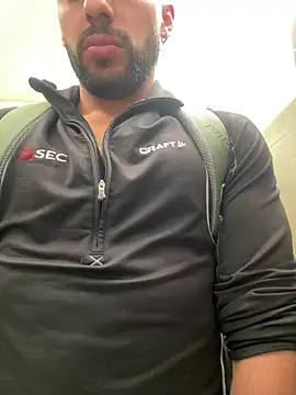 guybigmaster online show from July 2026 05:17:02 PM