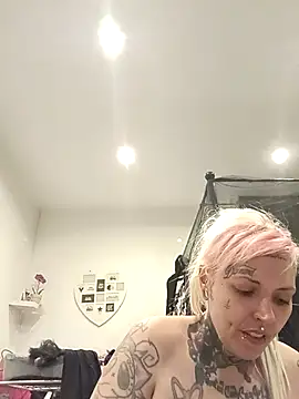LilRhOse online show from July 2026 10:36:01 PM