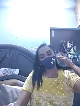 Snapshot of Dhaarani-cam chatting on July 2026 10:26:02 PM Dhaarani-cam online show from July 2026 10:26:02 PM