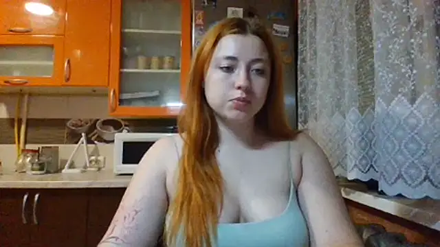 HottieLinaa online show from July 2026 08:33:02 PM