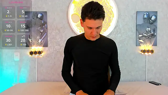 Bigcock Taylor online show from July 2026 11:35:01 AM