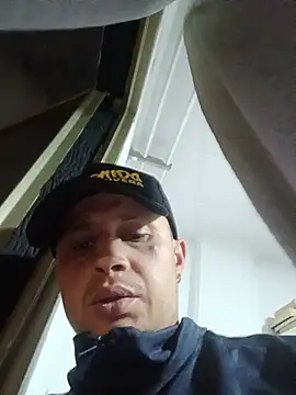 suavesito00070 online show from July 2026 12:37:02 AM