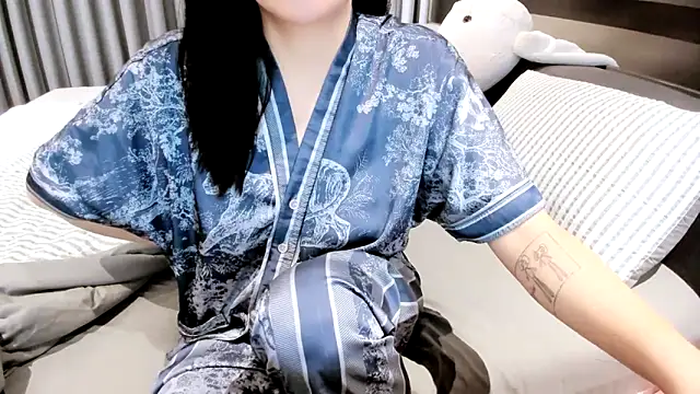 SungkyunnKwan online show from February 2025 04:17:02 PM