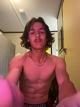 bigwhitecock2006 online show from July 2026 07:00:01 AM